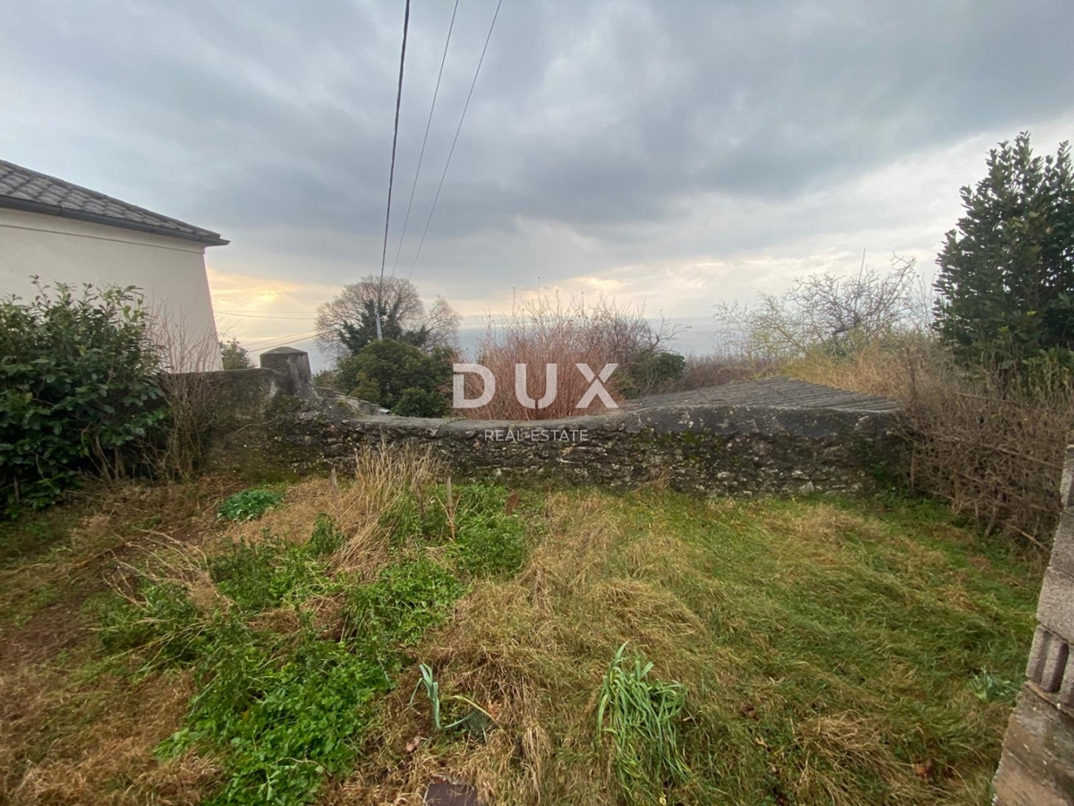 RIJEKA, KOSTRENA - samostojna hiša + vrt s parkiriščem in pogledom na morje! PRILOŽNOST!