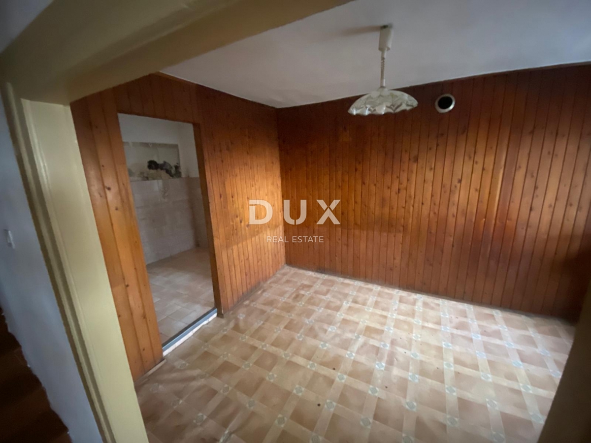 RIJEKA, KOSTRENA - samostojna hiša + vrt s parkiriščem in pogledom na morje! PRILOŽNOST!