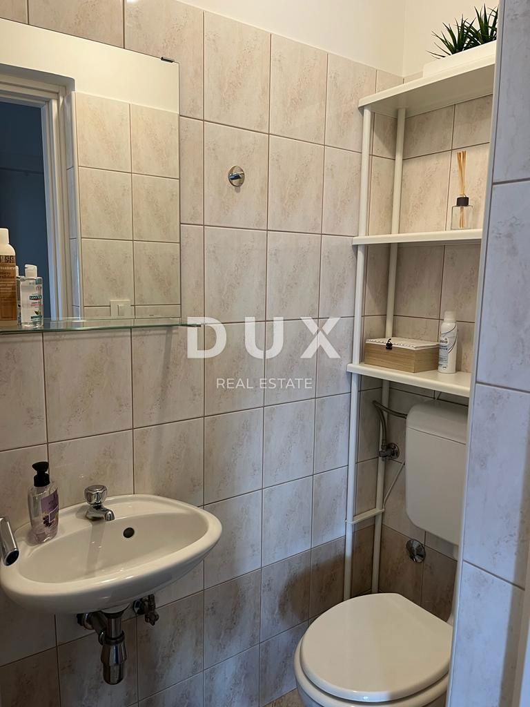 RIJEKA, GORNJI ZAMET - Moderno stanovanje s 3 spalnicami in dnevno sobo, 2 parkirnima mestoma in pogledom na morje