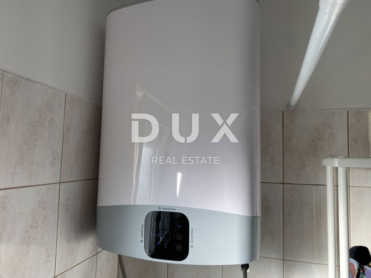 RIJEKA, GORNJI ZAMET - Moderno stanovanje s 3 spalnicami in dnevno sobo, 2 parkirnima mestoma in pogledom na morje