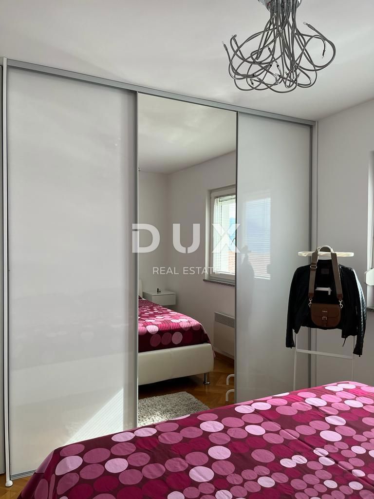 RIJEKA, GORNJI ZAMET - Moderno stanovanje s 3 spalnicami in dnevno sobo, 2 parkirnima mestoma in pogledom na morje