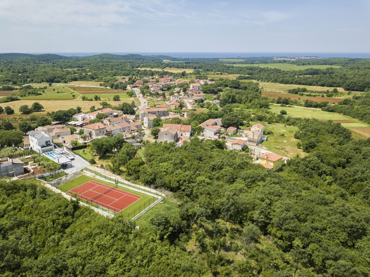 ISTRA, VRSAR (okolica) - Luksuzna vila s teniškim igriščem, bazenom in pogledom na morje