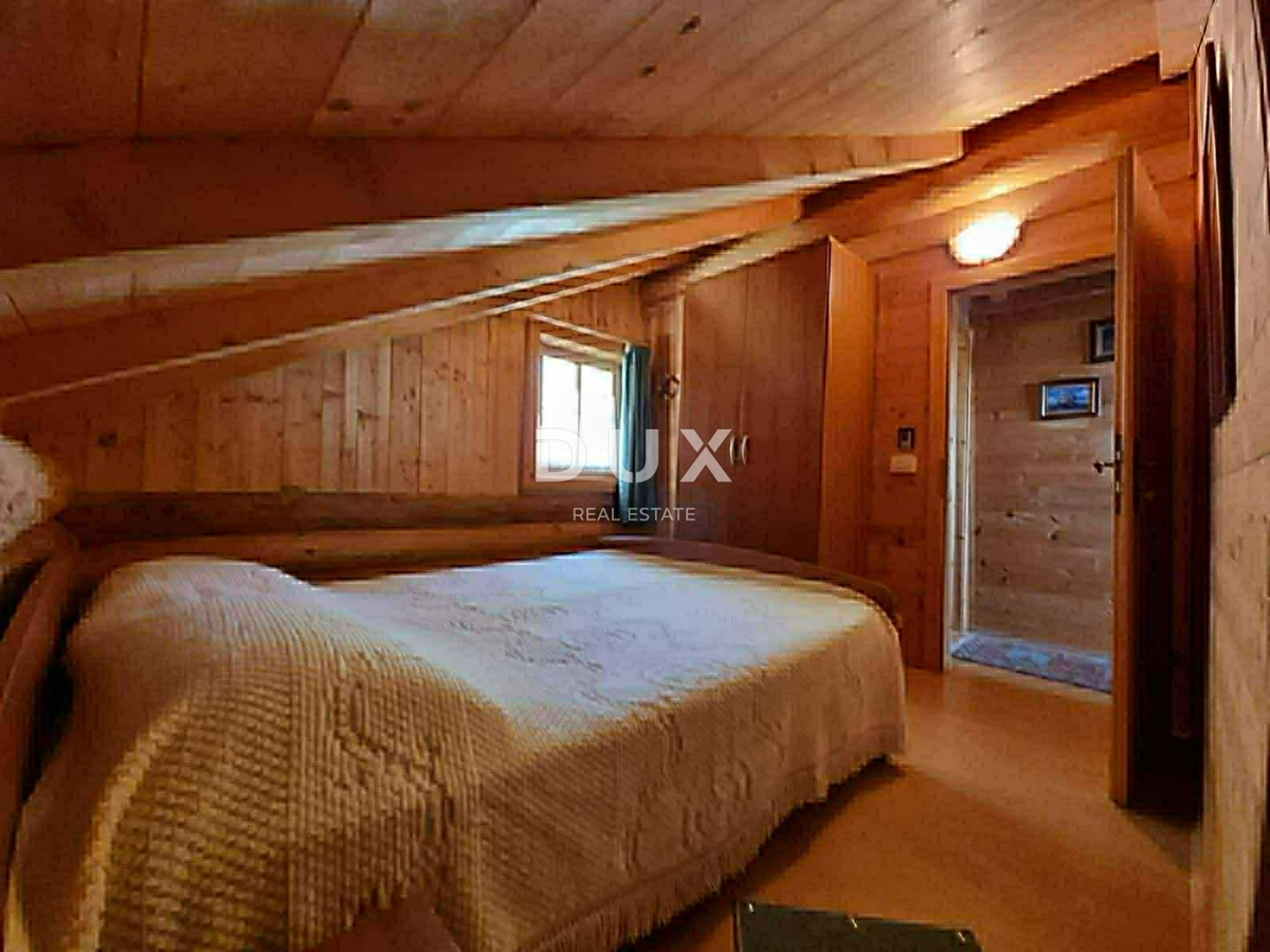 ISTRA, KAŠTELIR - Hiša s pogledom na morje