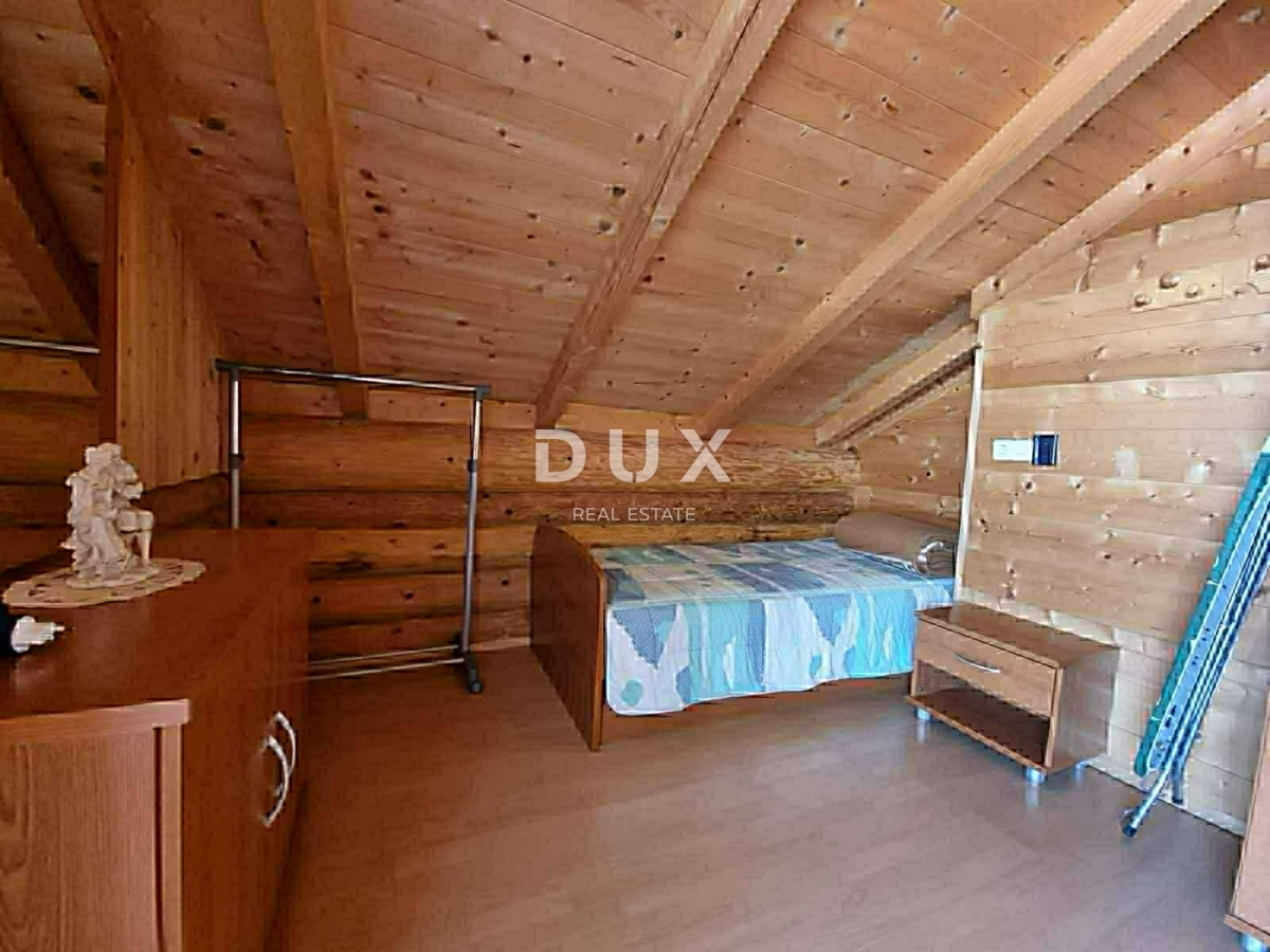 ISTRA, KAŠTELIR - Hiša s pogledom na morje