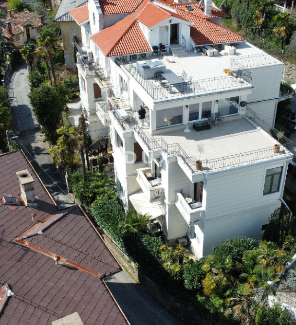 OPATIJA, OPATIJA - Stanovanje 130 m2 v avstro-ogrski vili s parkirnim mestom 60 m2
