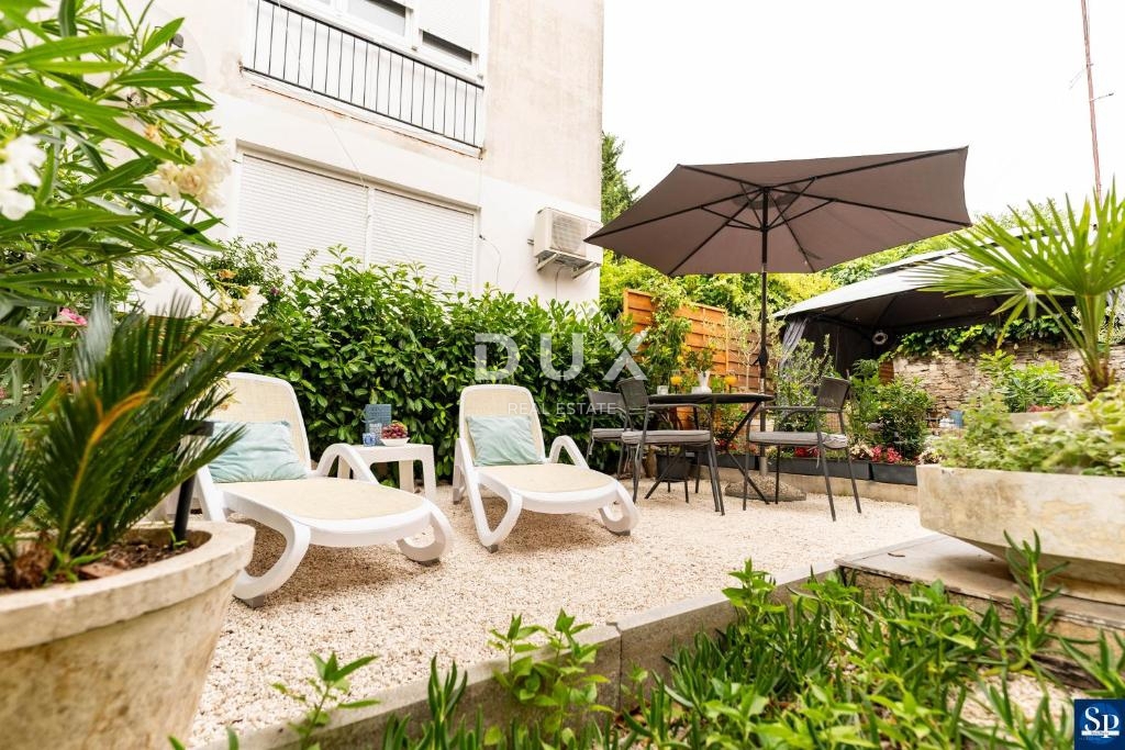 Stanovanje Centar, Pula, 108m2