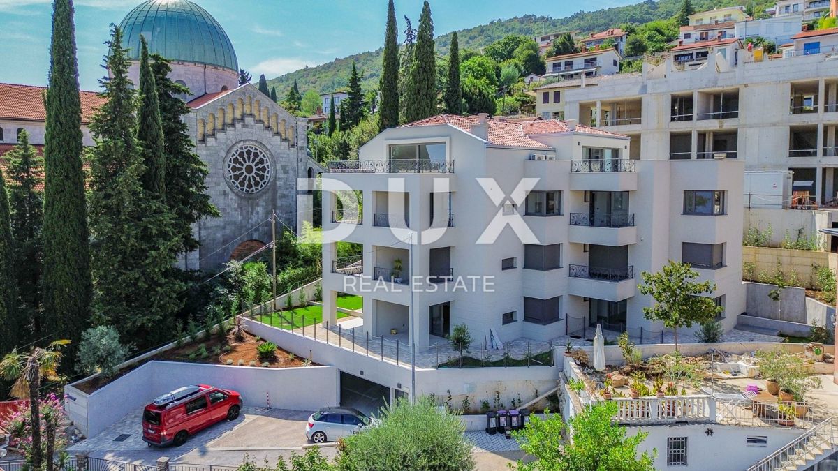 OPATIJA, CENTER - penthouse v centru Opatije z več terasami, panoramski pogled, garaža, 200 metrov od Lungomare