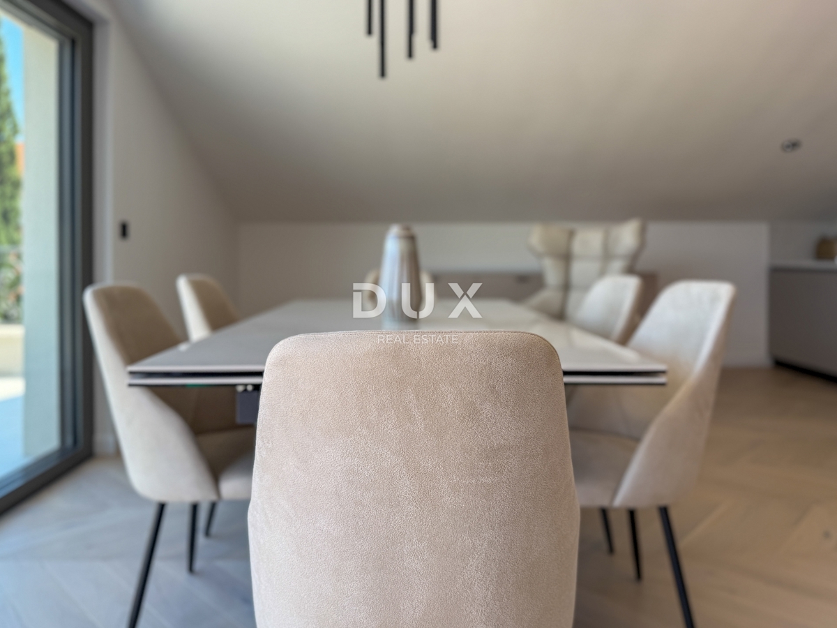 OPATIJA, CENTER - penthouse v centru Opatije z več terasami, panoramski pogled, garaža, 200 metrov od Lungomare