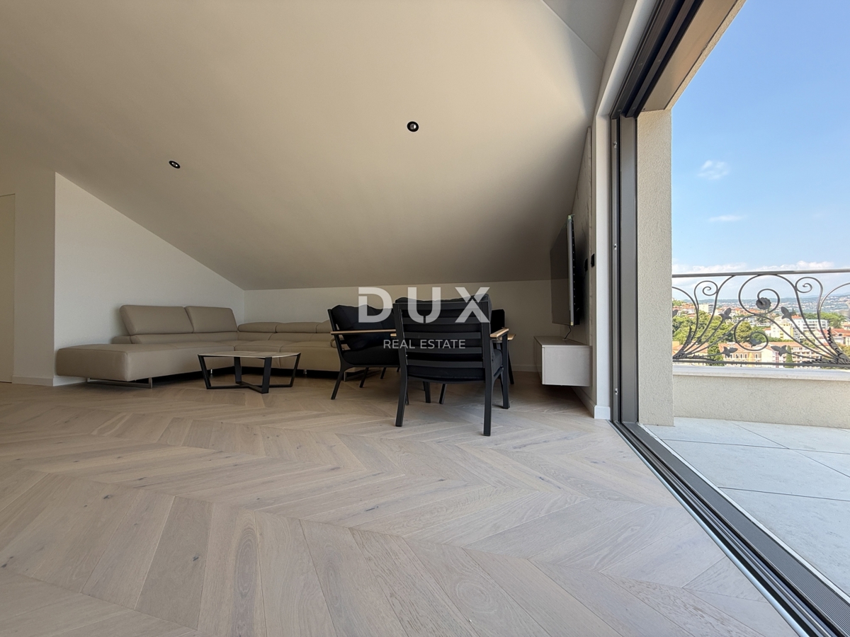 OPATIJA, CENTER - penthouse v centru Opatije z več terasami, panoramski pogled, garaža, 200 metrov od Lungomare