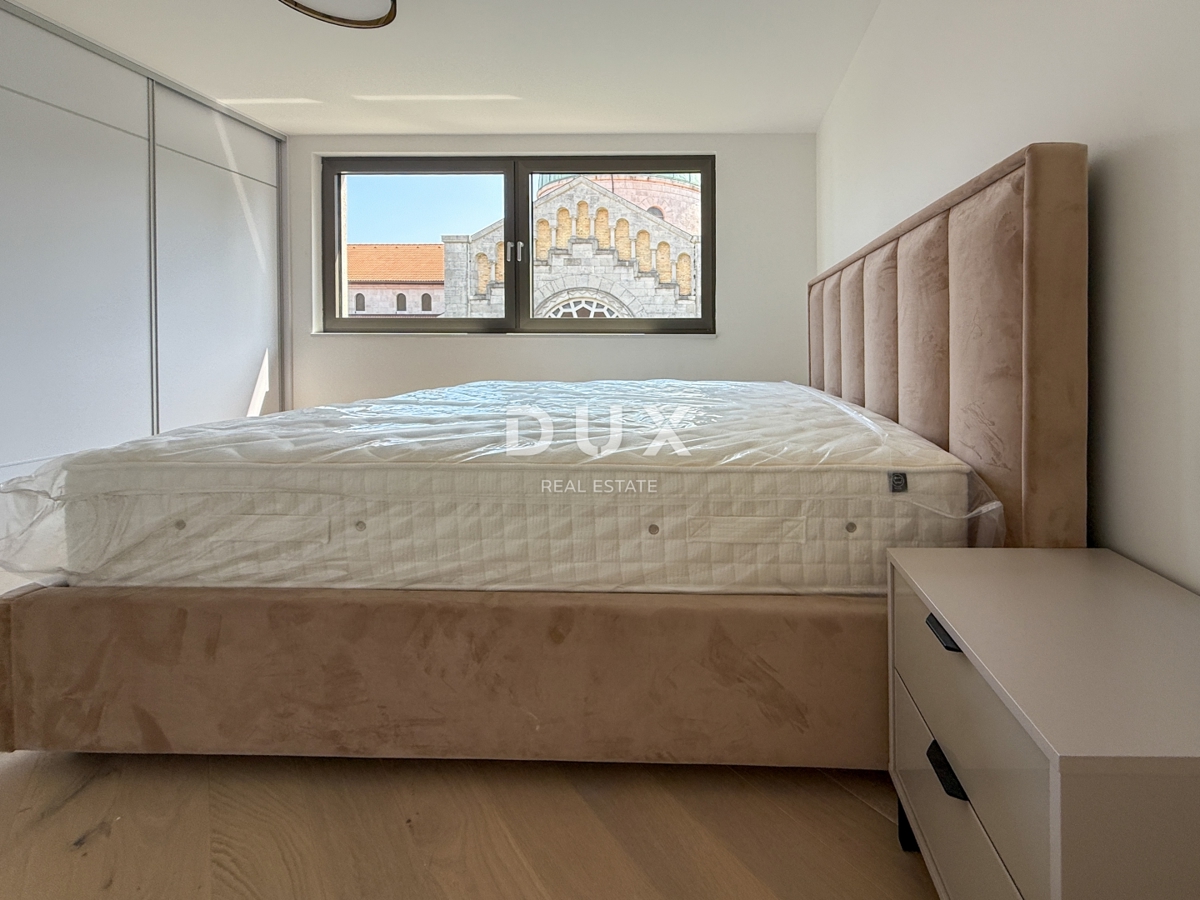 OPATIJA, CENTER - penthouse v centru Opatije z več terasami, panoramski pogled, garaža, 200 metrov od Lungomare