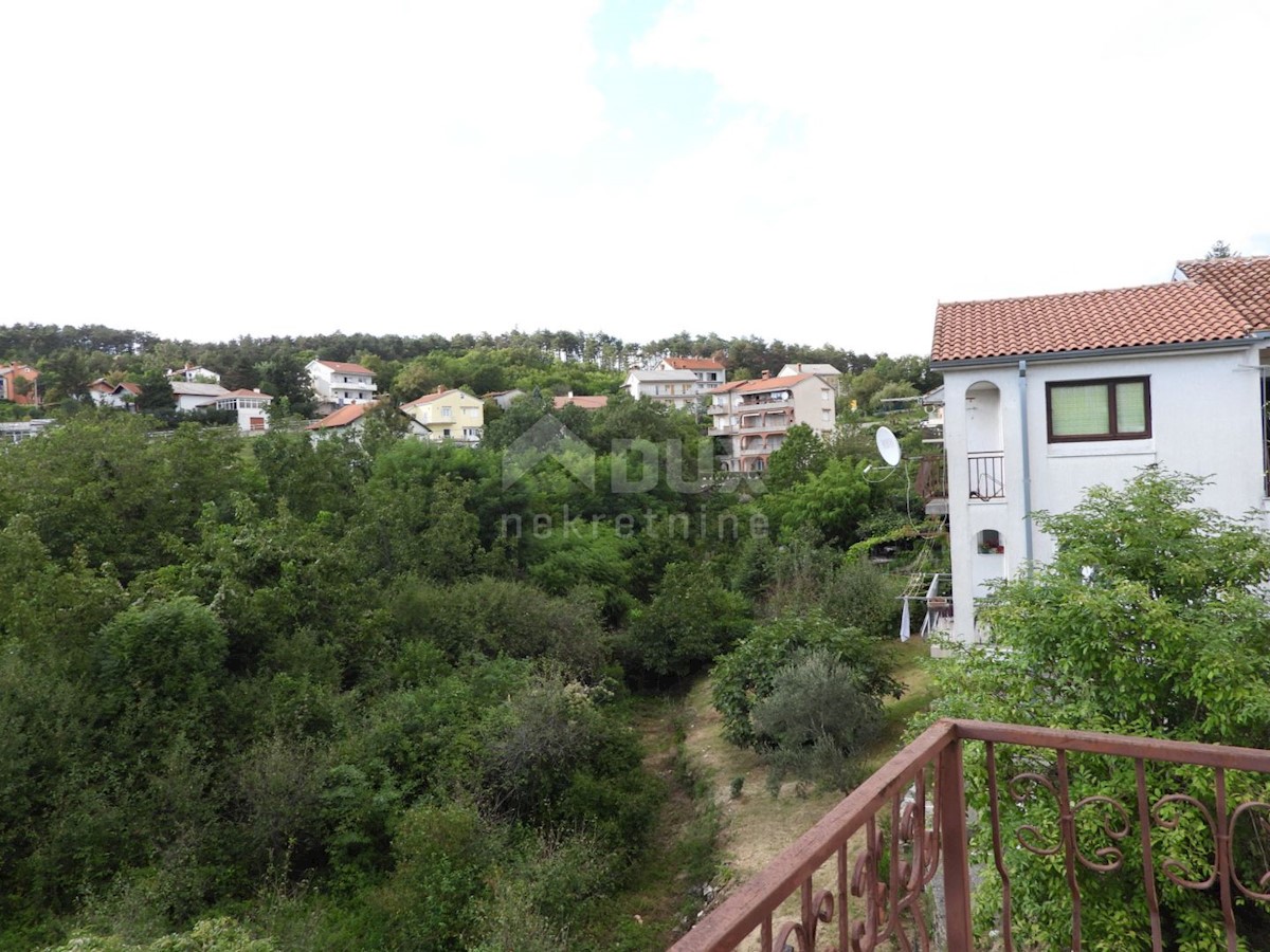 VIŠKOVO, MARČELJI - stanovanje - etaža 150m2, DB+4S, 1. nadstropje + okolica 300m2