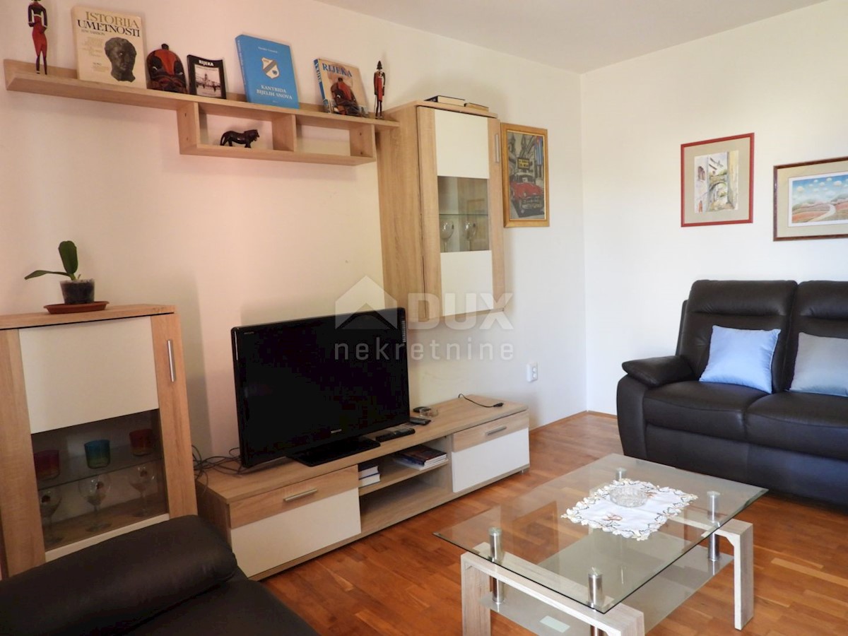 VIŠKOVO, MARČELJI - stanovanje - etaža 150m2, DB+4S, 1. nadstropje + okolica 300m2