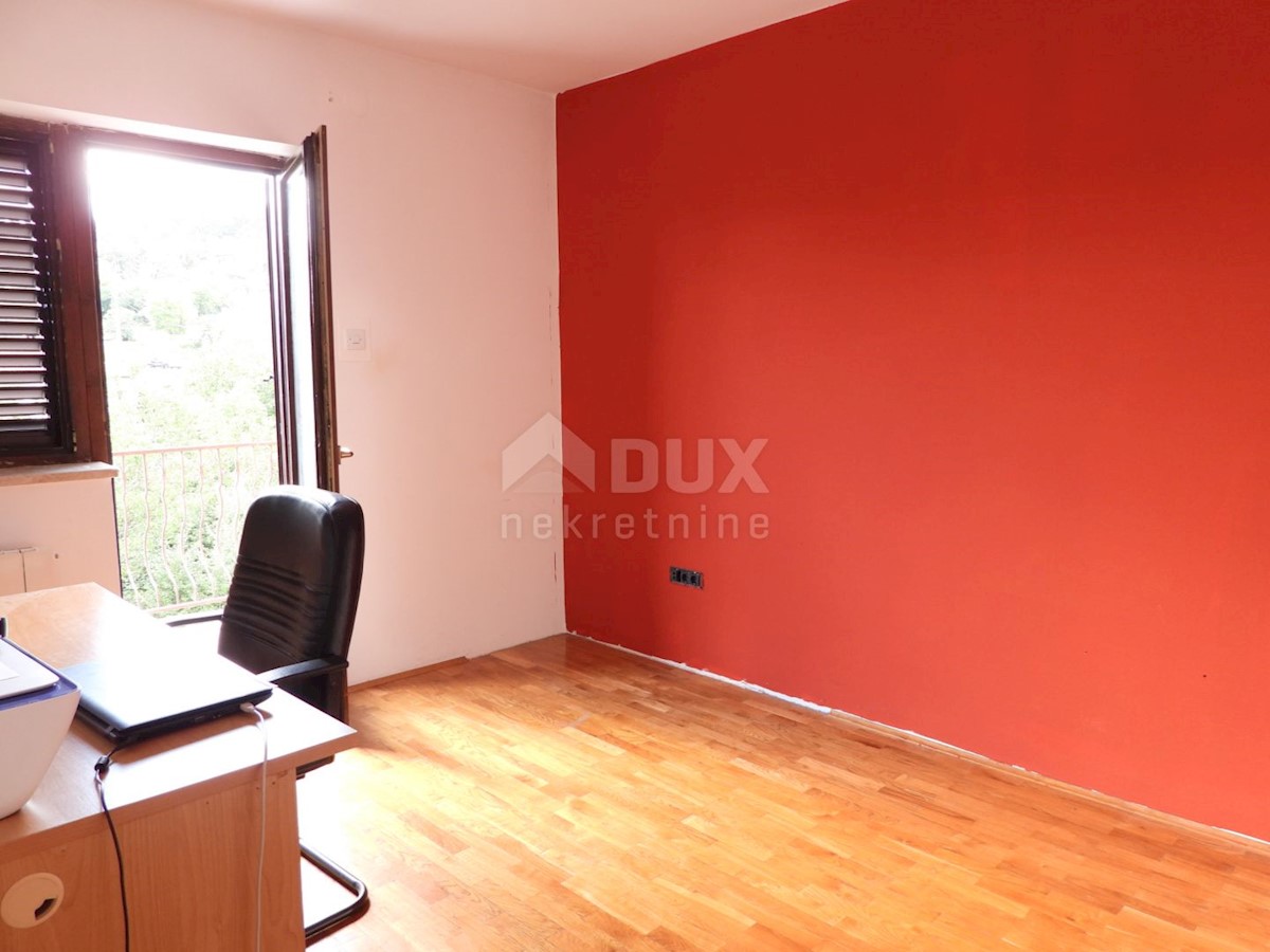 VIŠKOVO, MARČELJI - stanovanje - etaža 150m2, DB+4S, 1. nadstropje + okolica 300m2