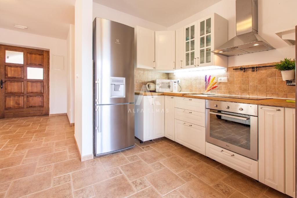 New detached stone house with a pool in the vicinity of the town of Krk - ID 579