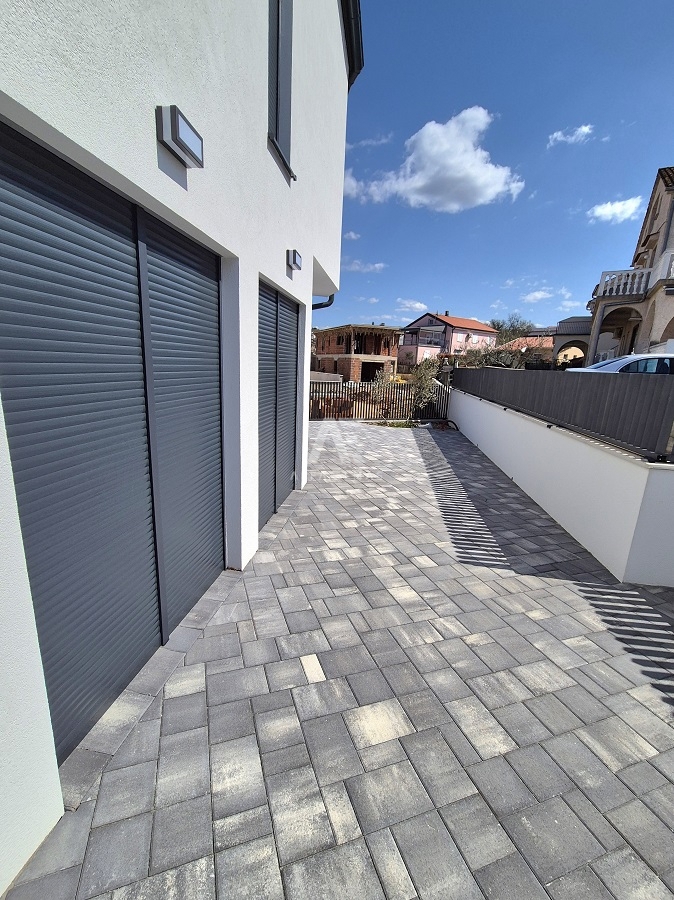 Semi-detached house with a jacuzzi and sea view in Malinska - ID 590