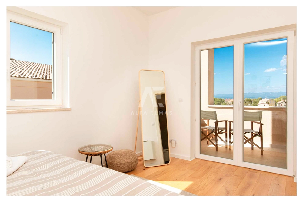Malinska, mediteranska vila z bazenom! ID 630