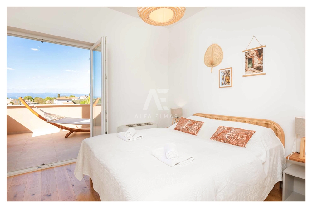 Malinska, mediteranska vila z bazenom! ID 630