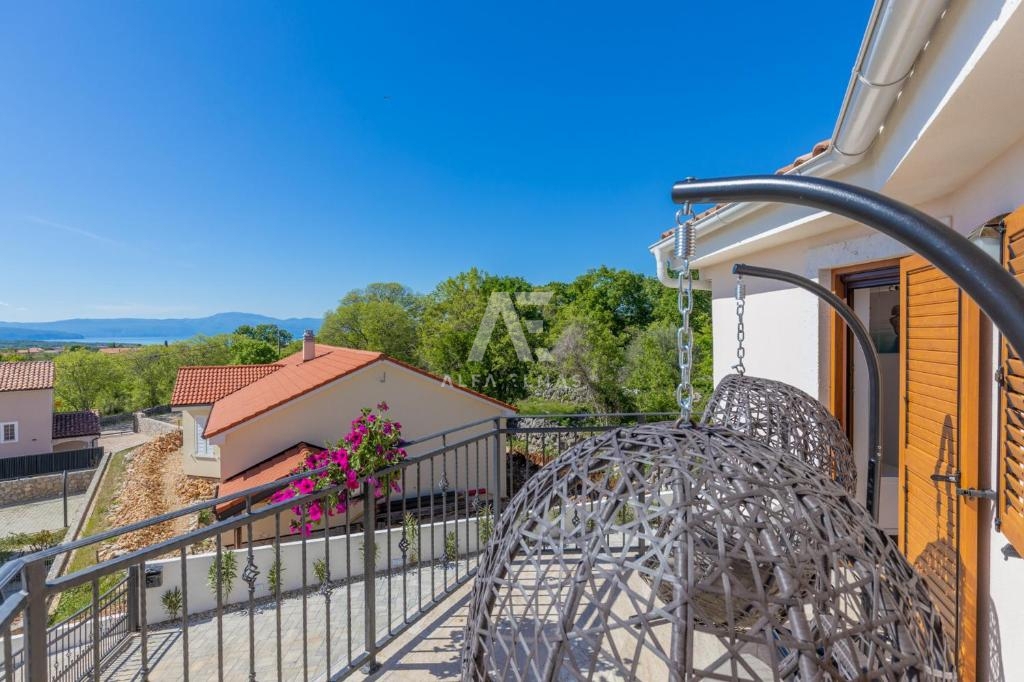 Hiša Malinska, Ekskluzivna mediteranska vila z bazenom ID 461