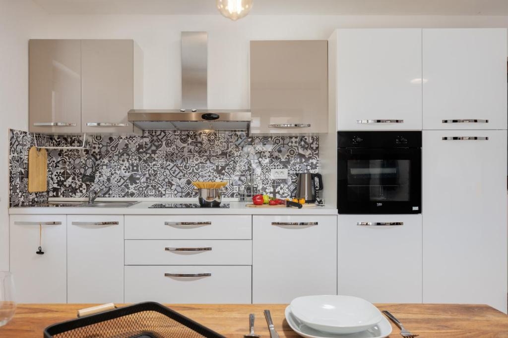 Hiša Malinska, Ekskluzivna mediteranska vila z bazenom ID 461