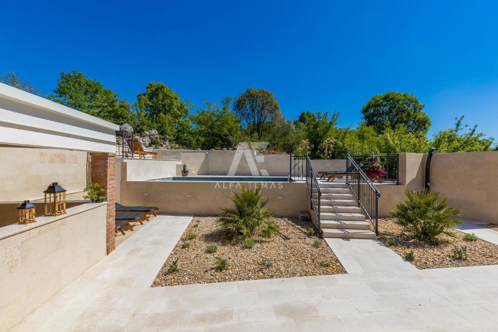 Hiša Malinska, Ekskluzivna mediteranska vila z bazenom ID 461