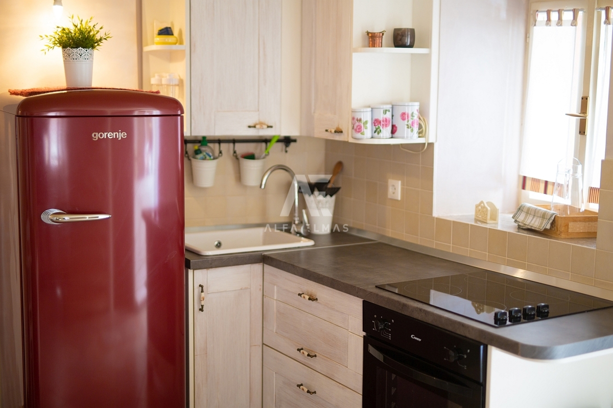 Vrbnik – obnovljena kamnita vrstna hiša! ID 652