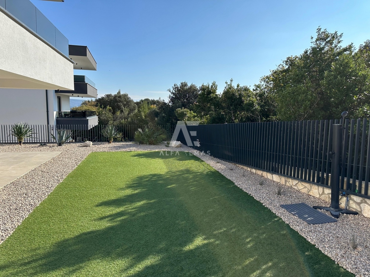 Krk, Mesto, dvoetažni luksuzni apartma s pogledom na morje!! ID 283 