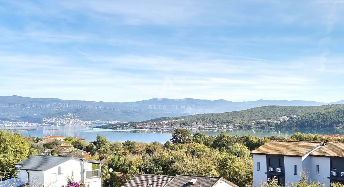 Čižići, prodamo stanovanje v drugem nadstropju! Pogled na morje! ID 552