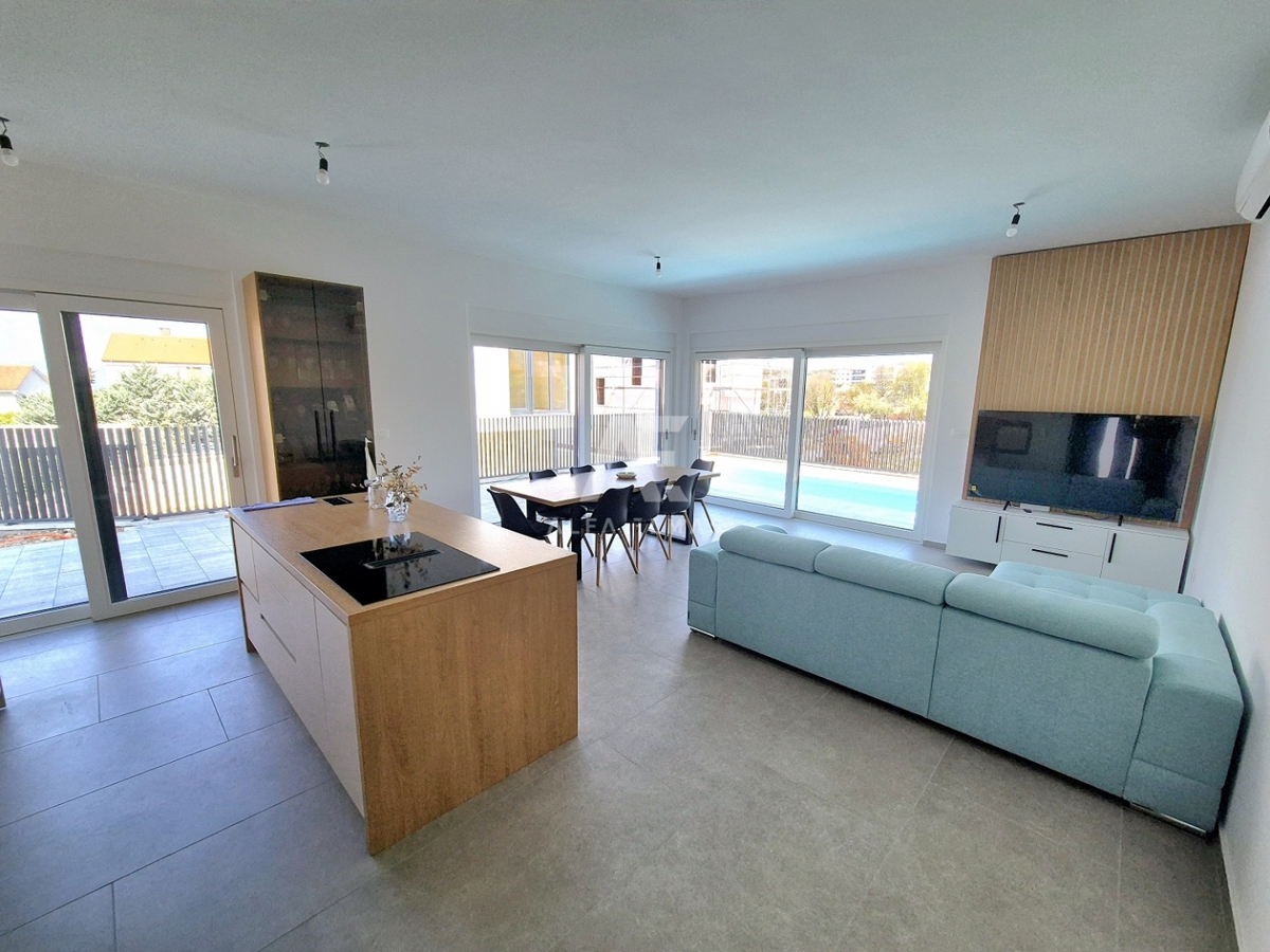 Semi-detached house with a pool and sea view in Malinska - ID 589