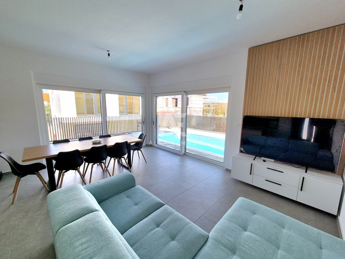 Semi-detached house with a pool and sea view in Malinska - ID 589