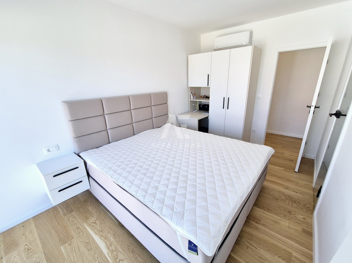 Semi-detached house with a pool and sea view in Malinska - ID 589