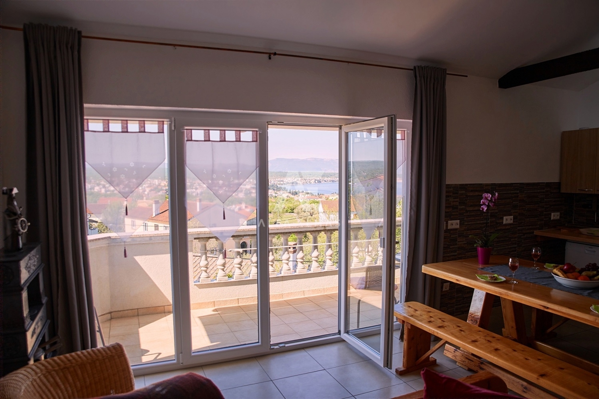 Malinska, apartma z impresivnim pogledom na morje! ID 632