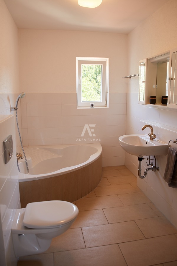 Malinska, apartma z impresivnim pogledom na morje! ID 632