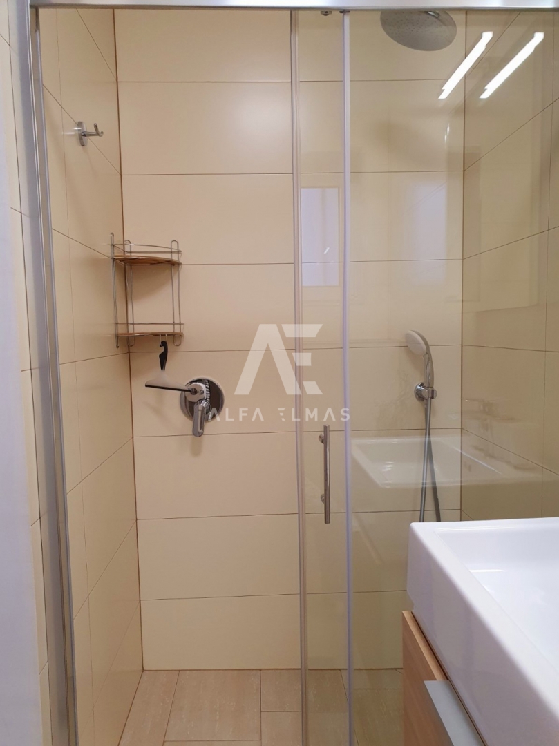 Apartma Opatija v pritličju s čudovitim pogledom na morje!! ID 328