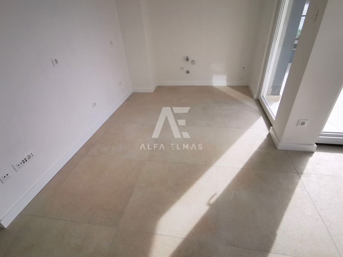 Šilo, apartma v prvem nadstropju, prva vrsta do morja!! ID 350 