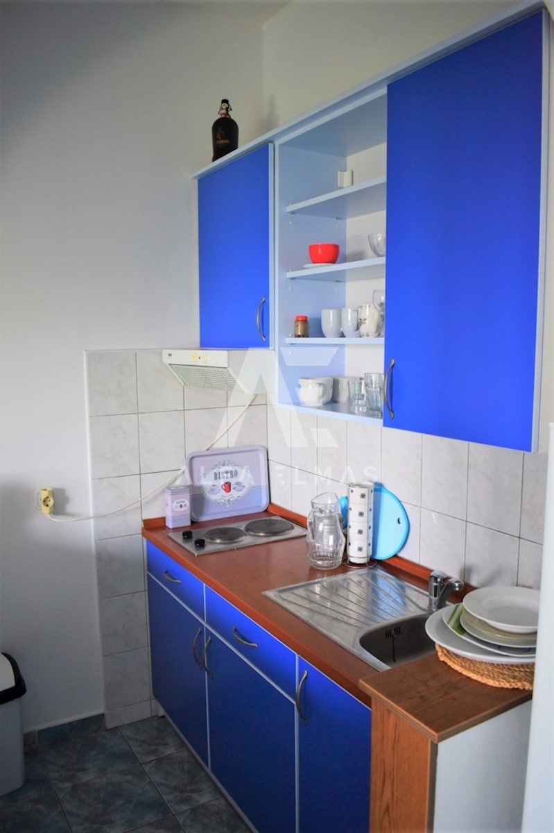 Krk, okolica, apartmajska hiša s pogledom na morje!! ID 355