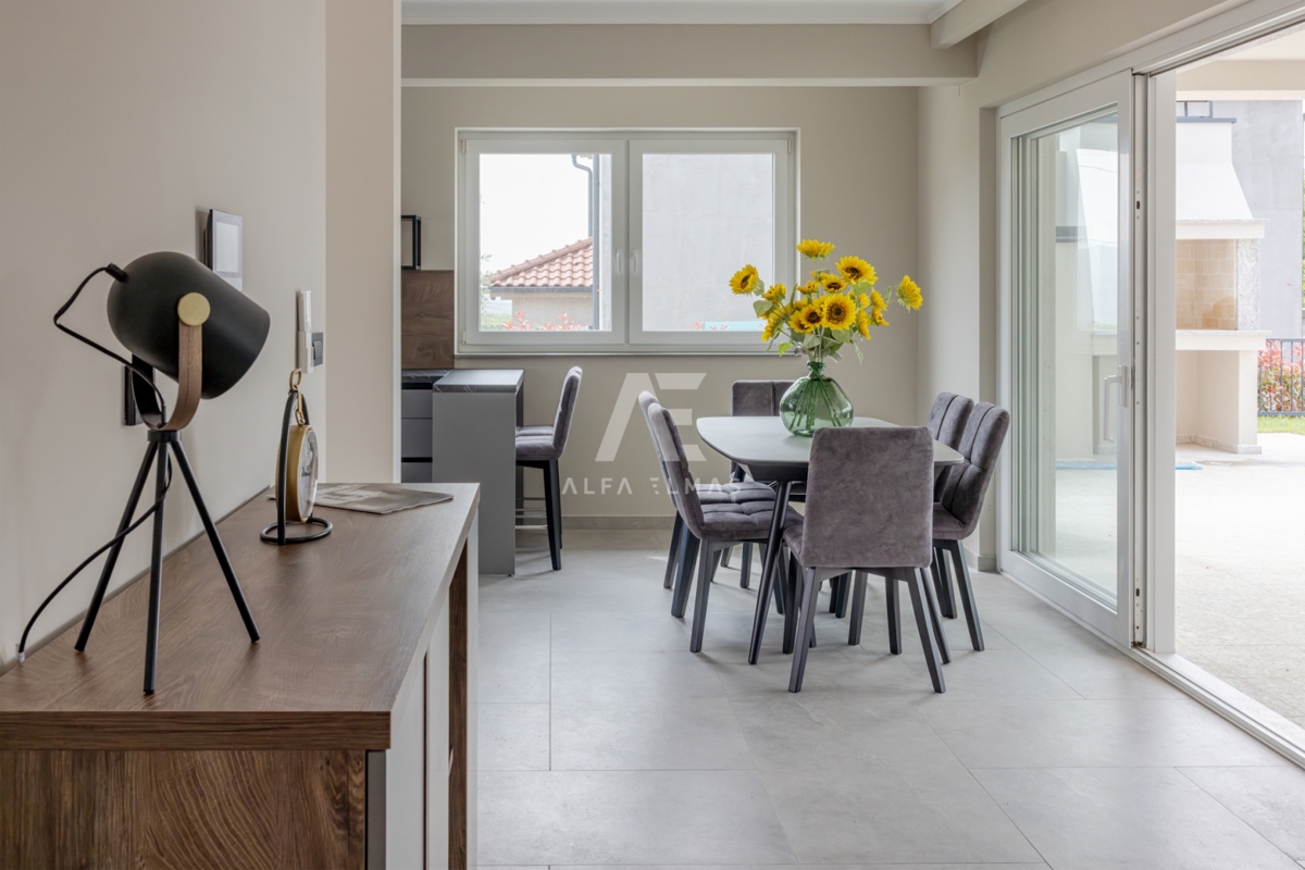 Vrbnik, okolica, rustikalna vila z bazenom na mirni lokaciji!!ID 385