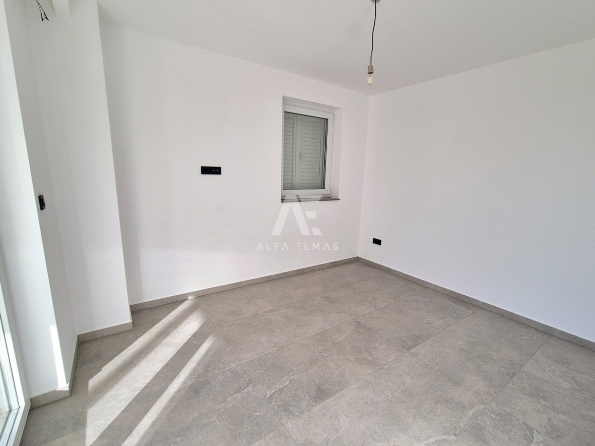 Vrbnik, okolica, rustikalna vila z bazenom na mirni lokaciji!!ID 385
