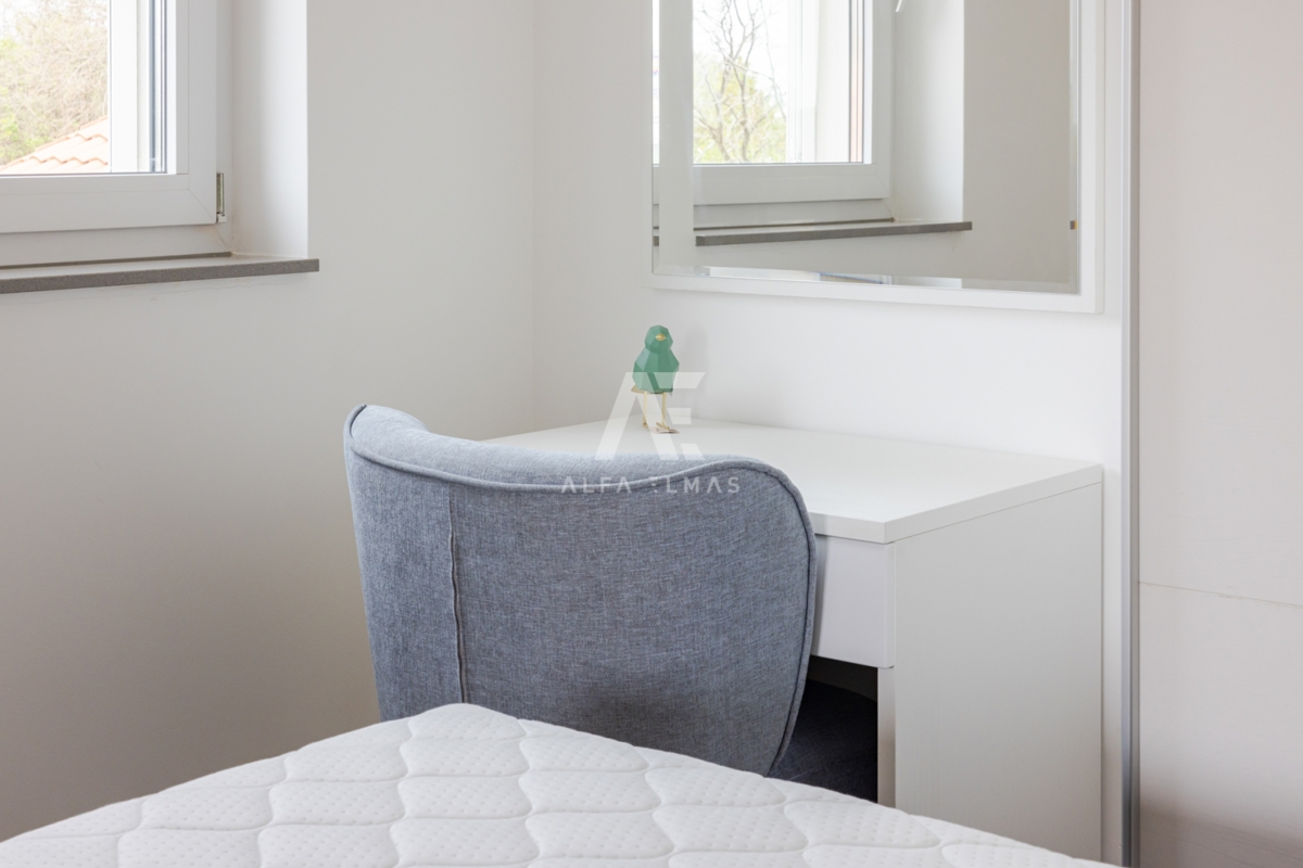 Vrbnik, okolica, rustikalna vila z bazenom na mirni lokaciji!!ID 385