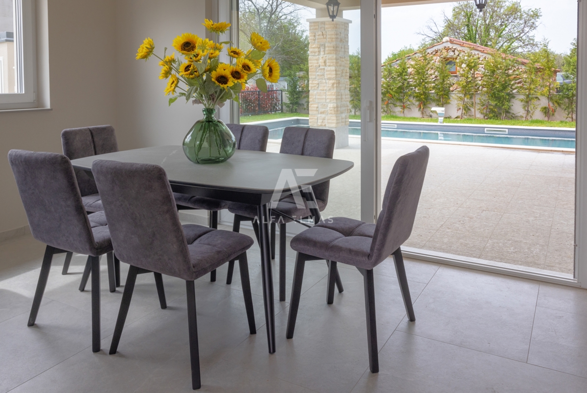 Vrbnik, okolica, rustikalna vila z bazenom na mirni lokaciji!!ID 385