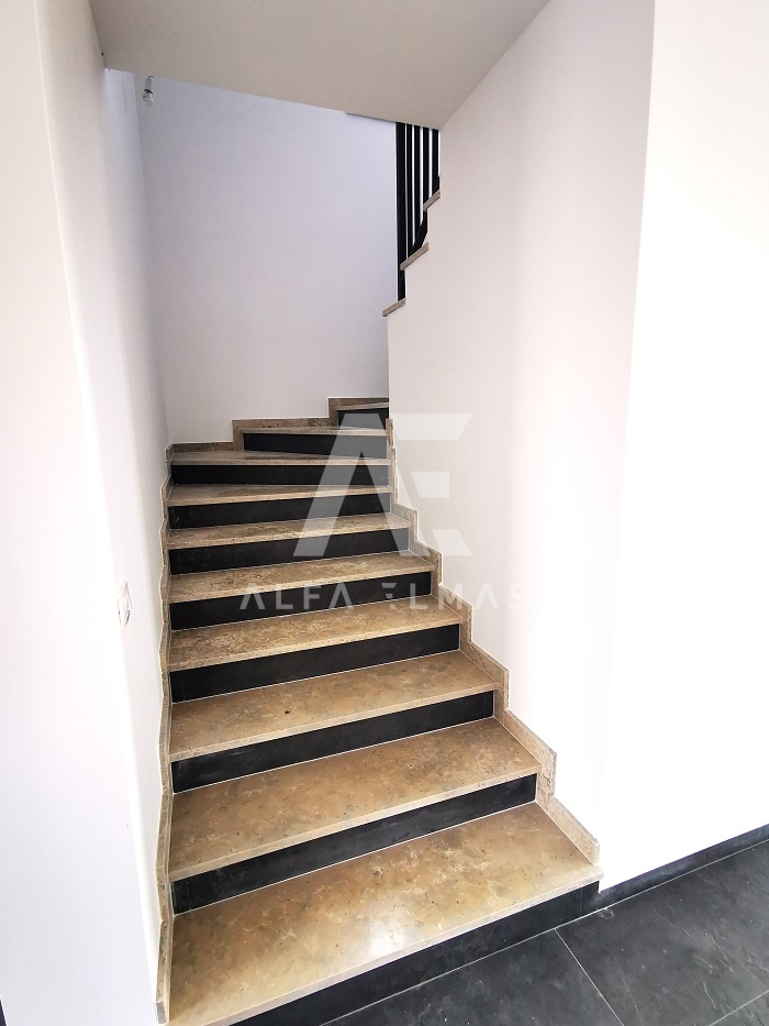 Linardići, impozantna vila moderne arhitekture z bazenom na mirni lokaciji!! ID 479