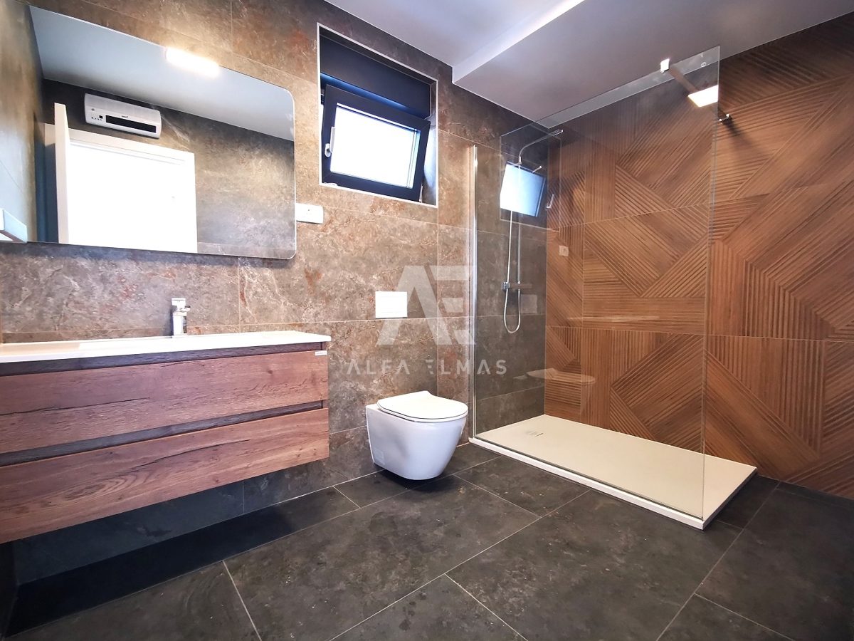 Linardići, impozantna vila moderne arhitekture z bazenom na mirni lokaciji!! ID 479