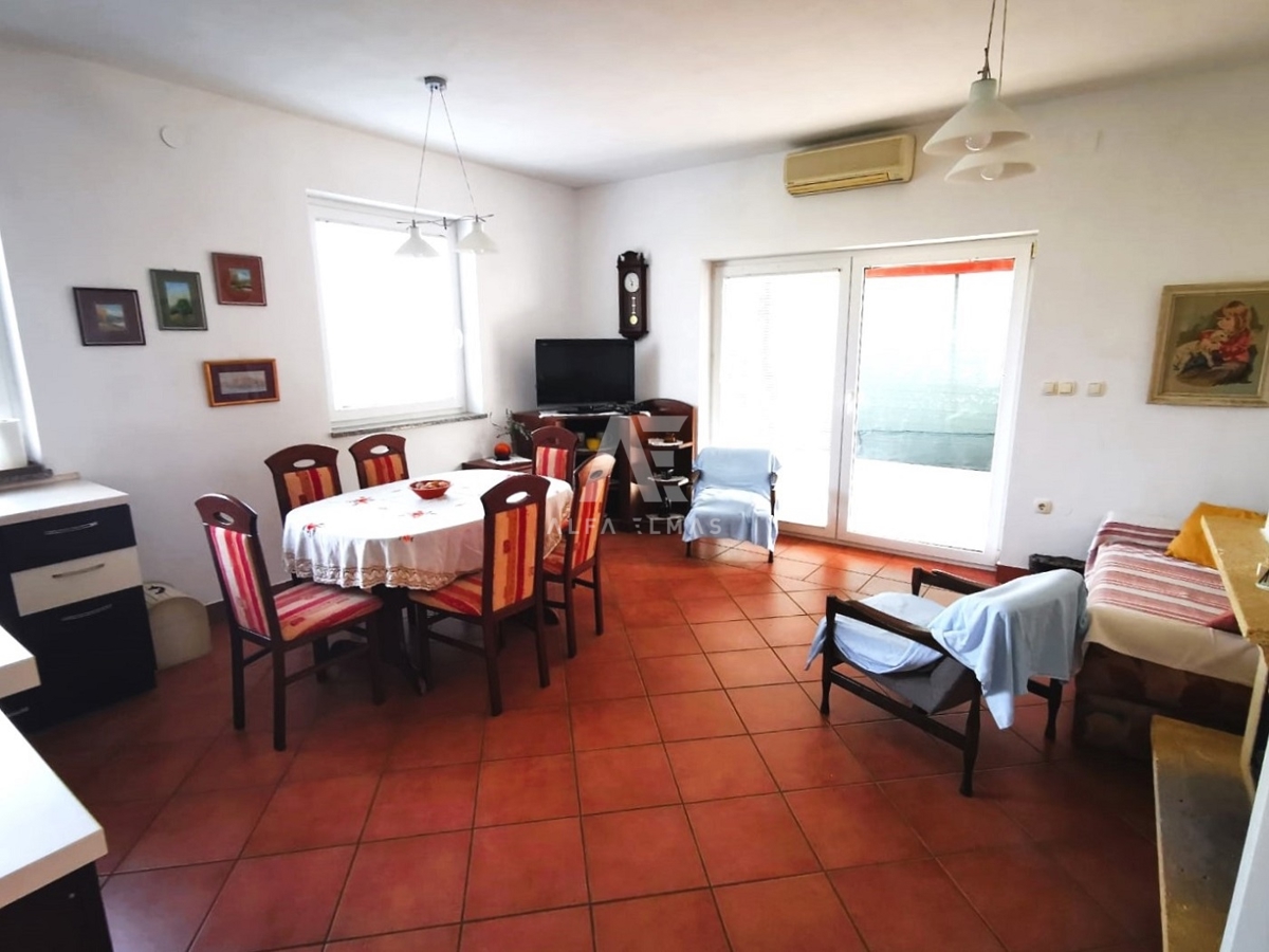 Malinska, okolica, očarljiva samostojna hiša na mirni lokaciji!! ID 530
