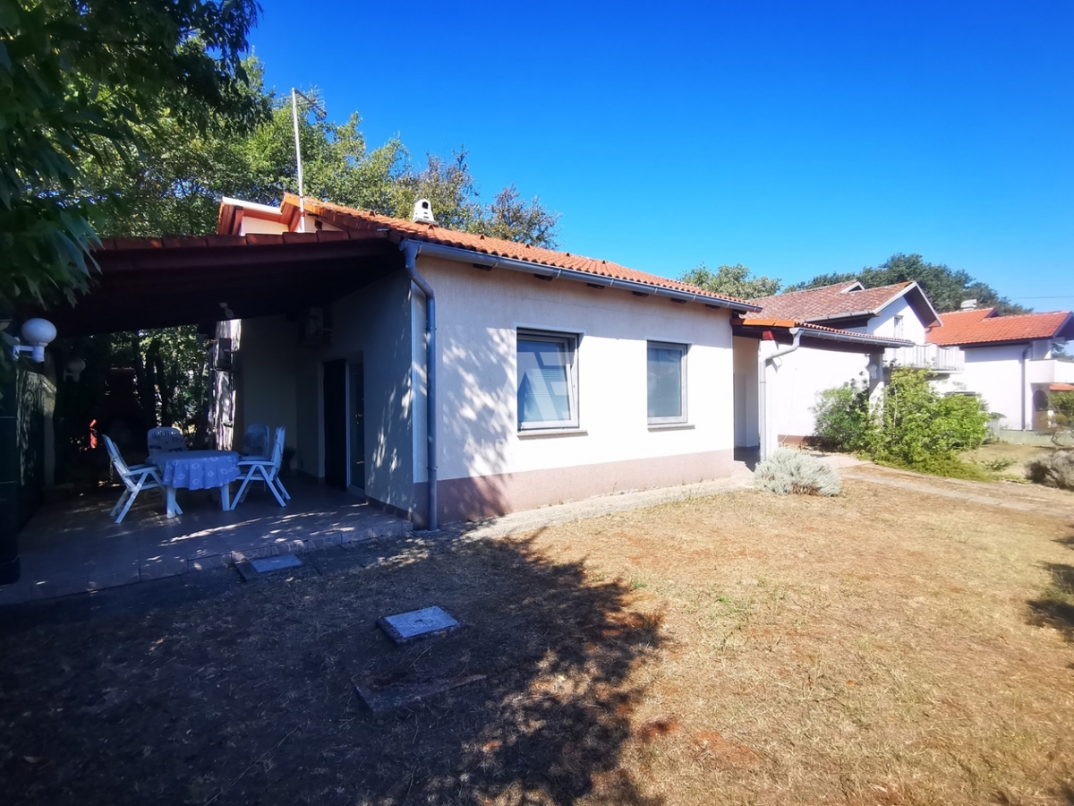 Malinska, okolica, očarljiva samostojna hiša na mirni lokaciji!! ID 530