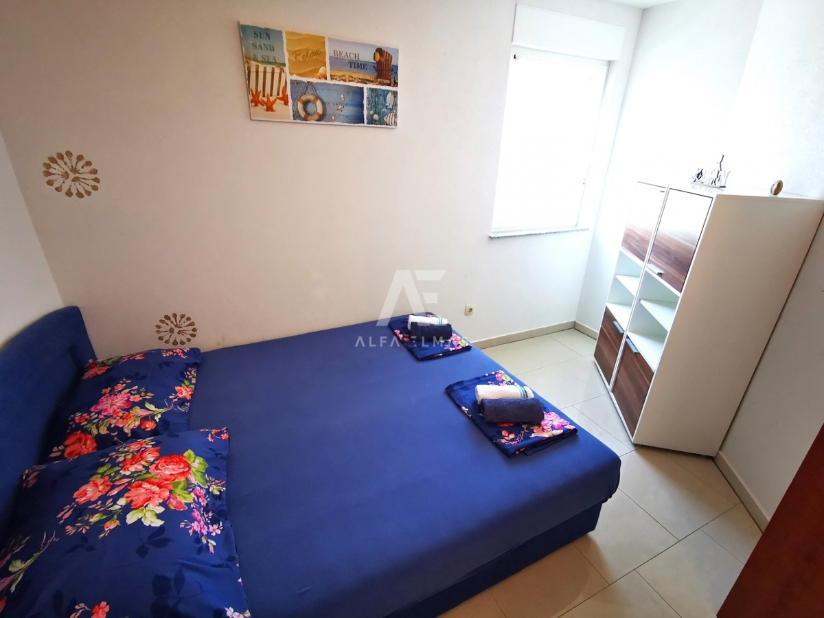 Stanovanje s studiem, vrtom in bazenom na Krku - ID 533