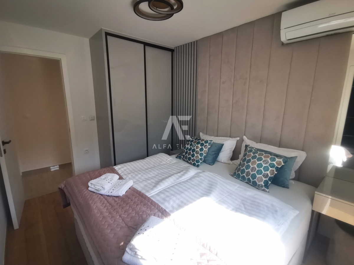 Apartment with a pool in Malinska in an exclusive location - ID 593