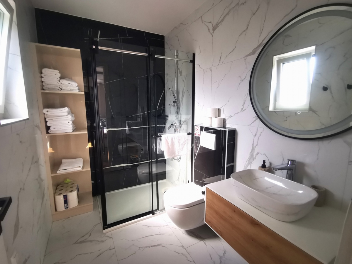 Apartment with a pool in Malinska in an exclusive location - ID 593