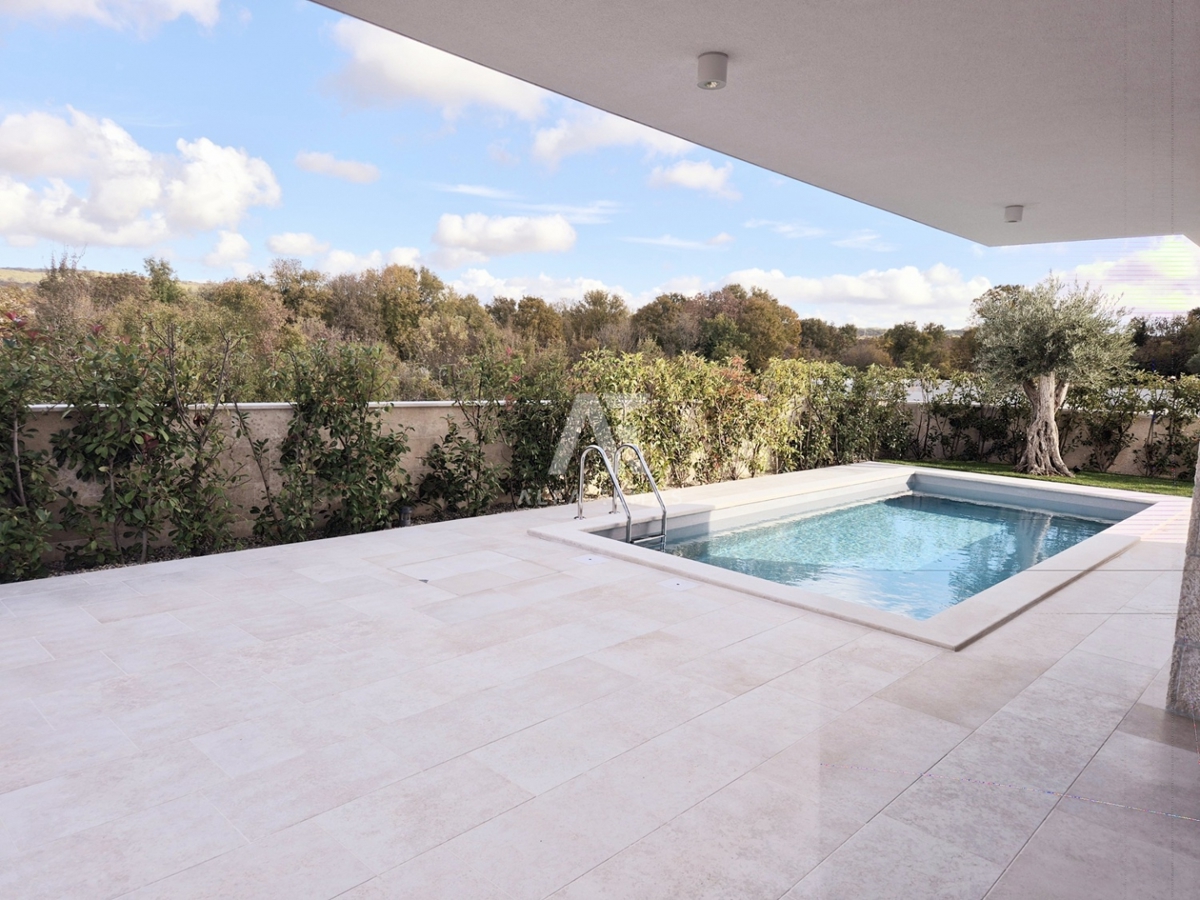 Malinska, moderna hiša dvojček z bazenom! ID 633