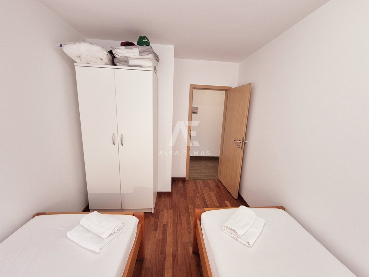 Zaliv Soline, atraktiven apartma s pogledom na morje! ID 651