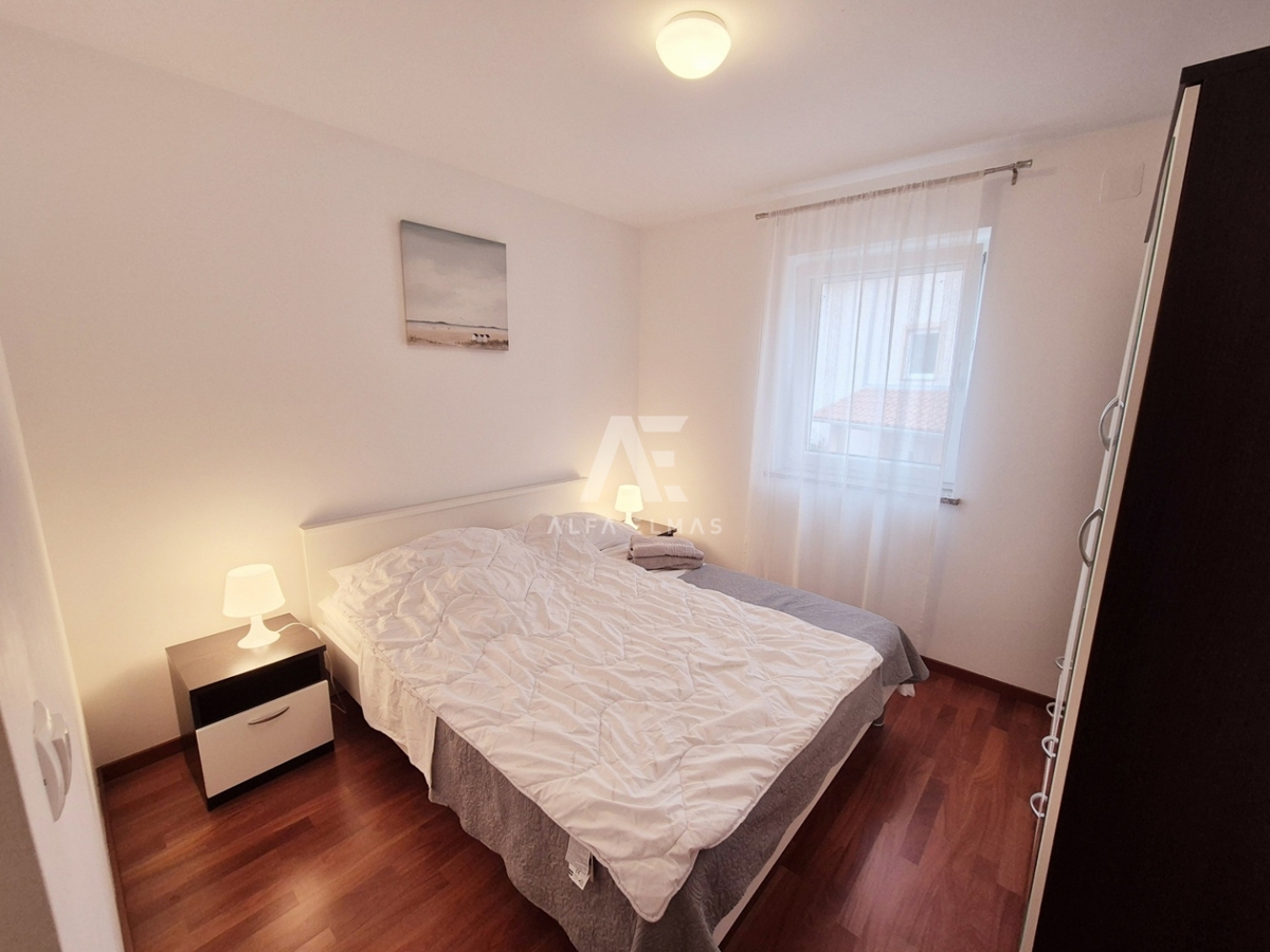 Zaliv Soline, atraktiven apartma s pogledom na morje! ID 651