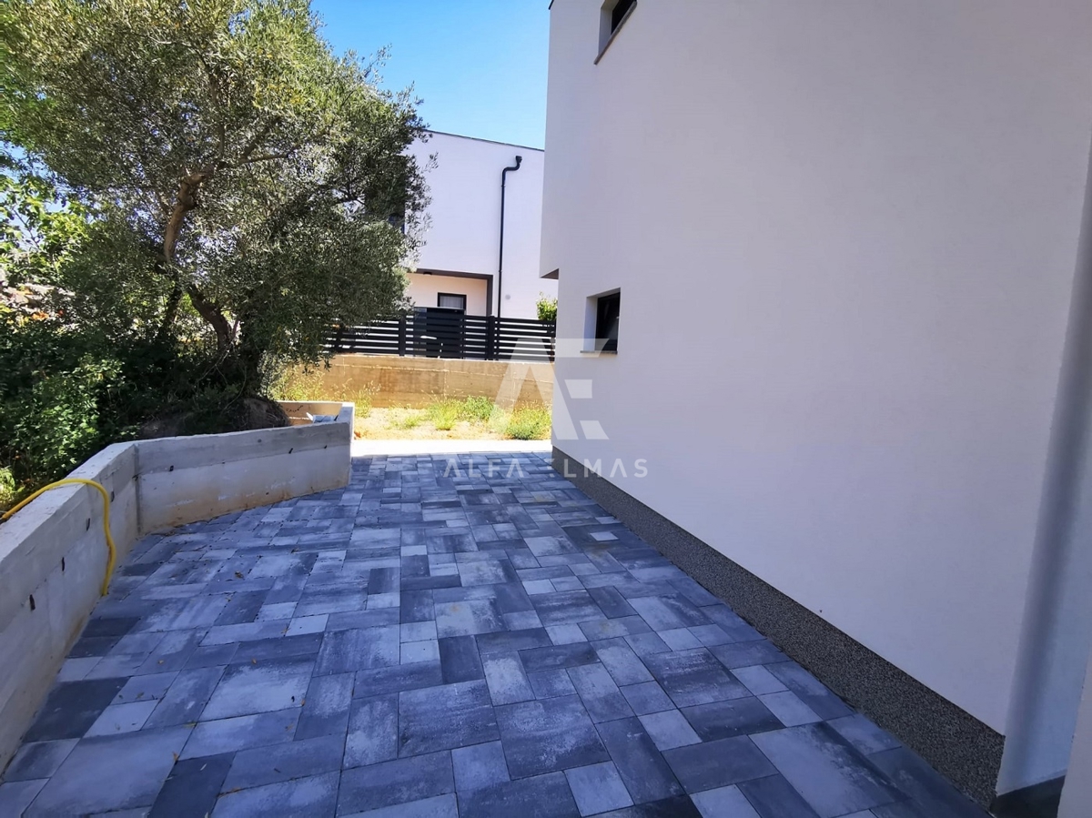 Krk, okolica, novozgrajena luksuzna vila z bazenom!! ID 233
